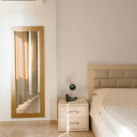 Rs Place 1-bedroom Apartment