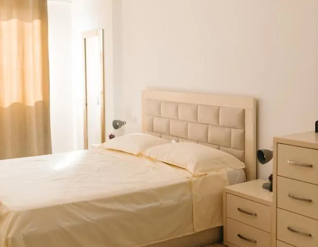 Rs Place 1-bedroom Apartament *