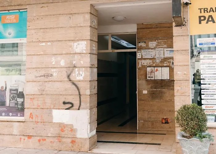 Rs Place 1-bedroom *